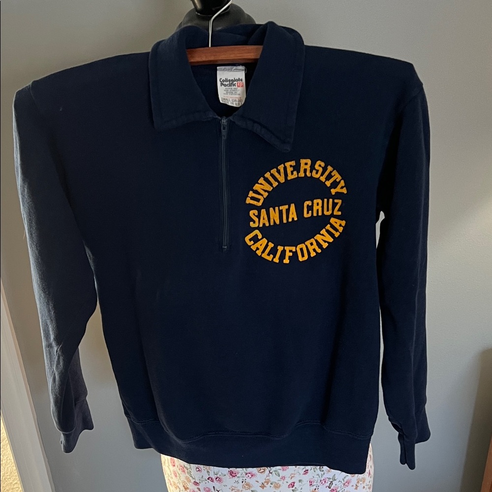 University of California Santa Cruz Vintage Navy and Gold Zip Up Sweater